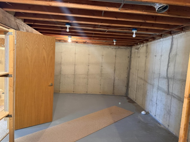 714 Seminole, FREEPORT, Illinois 61032, 4 Bedrooms Bedrooms, ,3 BathroomsBathrooms,Condominium,For Sale,Seminole,202504788