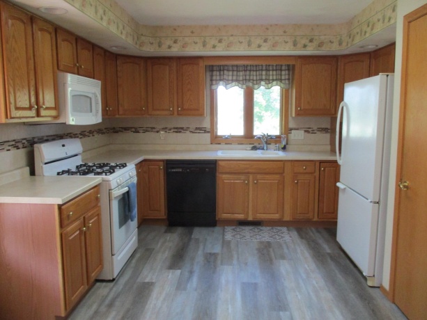 714 Seminole, FREEPORT, Illinois 61032, 4 Bedrooms Bedrooms, ,3 BathroomsBathrooms,Condominium,For Sale,Seminole,202504788