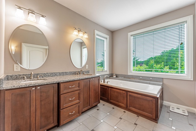 5591 River Run, BELVIDERE, Illinois 61008, 5 Bedrooms Bedrooms, ,3 BathroomsBathrooms,House,For Sale,River Run,202504381