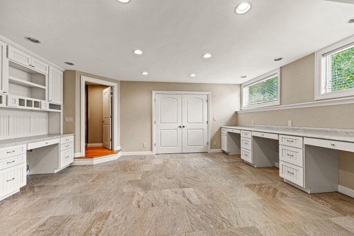 5591 River Run, BELVIDERE, Illinois 61008, 5 Bedrooms Bedrooms, ,3 BathroomsBathrooms,House,For Sale,River Run,202504381