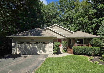 1637 Larchmont, LAKE SUMMERSET, Illinois 61019, 4 Bedrooms Bedrooms, ,3 BathroomsBathrooms,House,For Sale,Larchmont,202504819