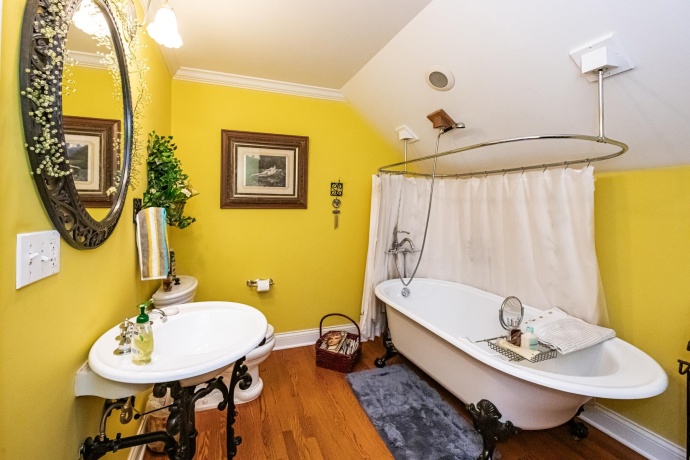 6715 Meyer, MARENGO, Illinois 60152, 5 Bedrooms Bedrooms, ,5 BathroomsBathrooms,House,For Sale,Meyer,202504841