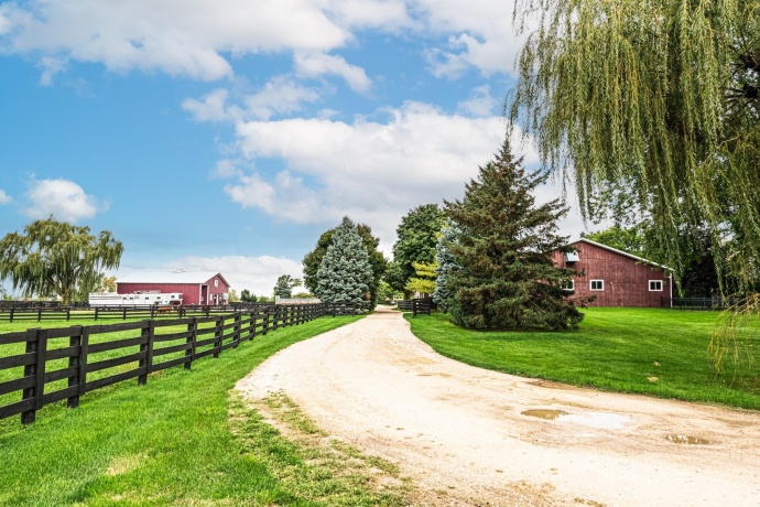 6715 Meyer, MARENGO, Illinois 60152, 5 Bedrooms Bedrooms, ,5 BathroomsBathrooms,House,For Sale,Meyer,202504841