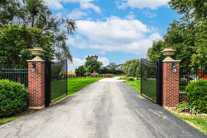 6715 Meyer, MARENGO, Illinois 60152, 5 Bedrooms Bedrooms, ,5 BathroomsBathrooms,House,For Sale,Meyer,202504841