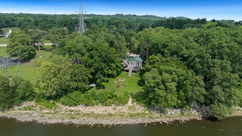 114 River, OREGON, Illinois 61061, 2 Bedrooms Bedrooms, ,1 BathroomBathrooms,House,For Sale,River,202504869