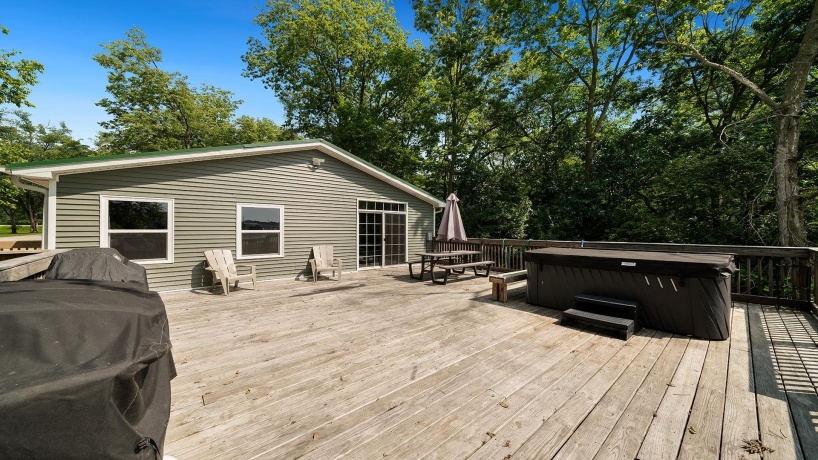 114 River, OREGON, Illinois 61061, 2 Bedrooms Bedrooms, ,1 BathroomBathrooms,House,For Sale,River,202504869