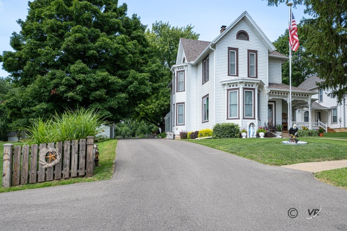 601 Franklin, SCALES MOUND, Illinois 61075, 3 Bedrooms Bedrooms, ,1 BathroomBathrooms,House,For Sale,Franklin,202504879