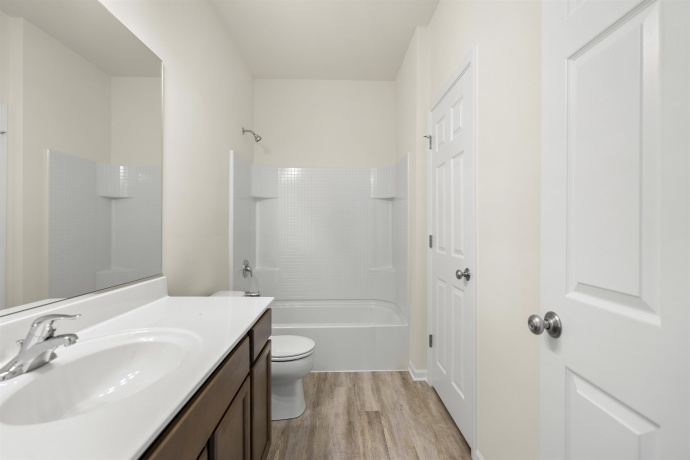 206 Cress Creek, POPLAR GROVE, Illinois 61065, 2 Bedrooms Bedrooms, ,2 BathroomsBathrooms,House,For Sale,Cress Creek,202504883