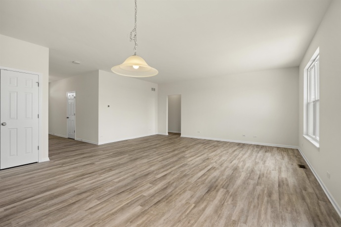 206 Cress Creek, POPLAR GROVE, Illinois 61065, 2 Bedrooms Bedrooms, ,2 BathroomsBathrooms,House,For Sale,Cress Creek,202504883