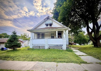 1209 16, ROCKFORD, Illinois 61104, 3 Bedrooms Bedrooms, ,1 BathroomBathrooms,House,For Sale,16,202504886