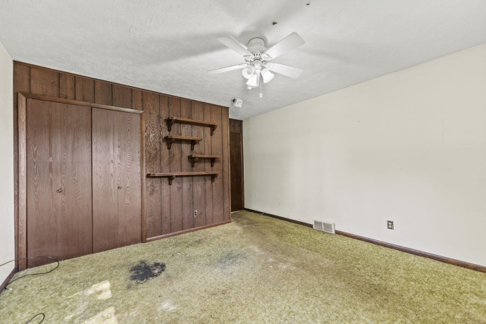 8231 Highview, WINNEBAGO, Illinois 61088, 3 Bedrooms Bedrooms, ,2 BathroomsBathrooms,House,For Sale,Highview,202504903