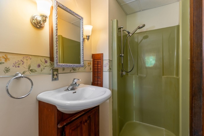 8231 Highview, WINNEBAGO, Illinois 61088, 3 Bedrooms Bedrooms, ,2 BathroomsBathrooms,House,For Sale,Highview,202504903