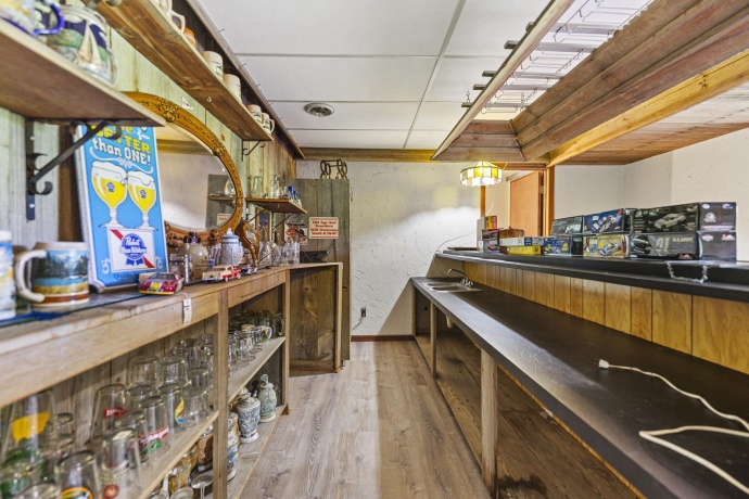 8231 Highview, WINNEBAGO, Illinois 61088, 3 Bedrooms Bedrooms, ,2 BathroomsBathrooms,House,For Sale,Highview,202504903