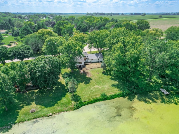 8231 Highview, WINNEBAGO, Illinois 61088, 3 Bedrooms Bedrooms, ,2 BathroomsBathrooms,House,For Sale,Highview,202504903