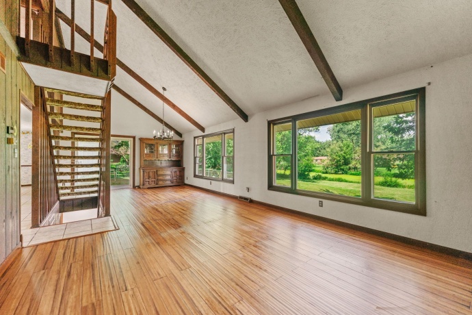 8231 Highview, WINNEBAGO, Illinois 61088, 3 Bedrooms Bedrooms, ,2 BathroomsBathrooms,House,For Sale,Highview,202504903