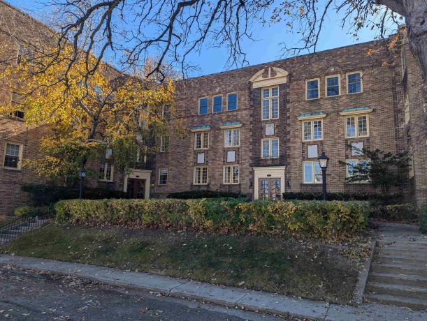 441 Exchange #302, FREEPORT, Illinois 61032, 2 Bedrooms Bedrooms, ,1 BathroomBathrooms,Condominium,For Sale,Exchange #302,202406286