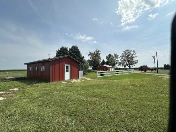 9896 Lincoln, MORRISON, Illinois 61270, 2 Bedrooms Bedrooms, ,2 BathroomsBathrooms,House,For Sale,Lincoln,202504962