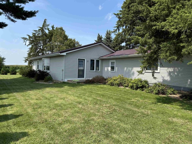 9896 Lincoln, MORRISON, Illinois 61270, 2 Bedrooms Bedrooms, ,2 BathroomsBathrooms,House,For Sale,Lincoln,202504962