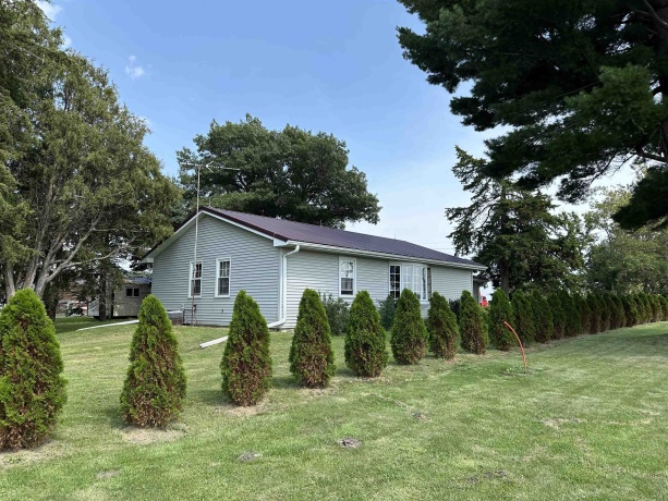 9896 Lincoln, MORRISON, Illinois 61270, 2 Bedrooms Bedrooms, ,2 BathroomsBathrooms,House,For Sale,Lincoln,202504962