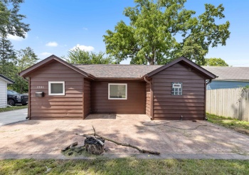 1201 15th, ROCKFORD, Illinois 61104, 1 Bedroom Bedrooms, ,1 BathroomBathrooms,House,For Sale,15th,202504966