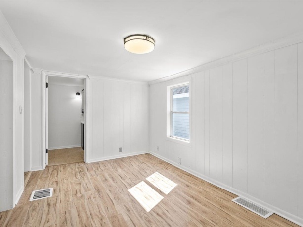 140 Walnut, Cedarville, Illinois 61013, 3 Bedrooms Bedrooms, ,2 BathroomsBathrooms,House,For Sale,Walnut,202504970