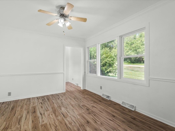 140 Walnut, Cedarville, Illinois 61013, 3 Bedrooms Bedrooms, ,2 BathroomsBathrooms,House,For Sale,Walnut,202504970