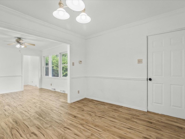 140 Walnut, Cedarville, Illinois 61013, 3 Bedrooms Bedrooms, ,2 BathroomsBathrooms,House,For Sale,Walnut,202504970