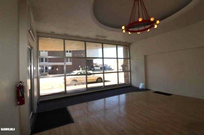 9 Van Buren, FREEPORT, Illinois 61032, ,Rental,For Sale,Van Buren,202504992