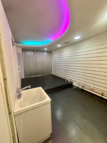 9 Van Buren, FREEPORT, Illinois 61032, ,Rental,For Sale,Van Buren,202504992