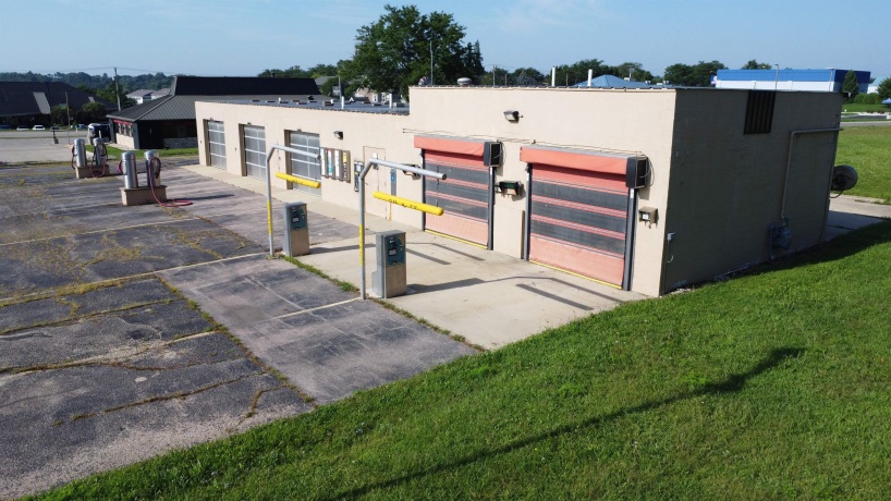 1670 Willard, FREEPORT, Illinois 61032, ,Commercial,For Sale,Willard,202505001