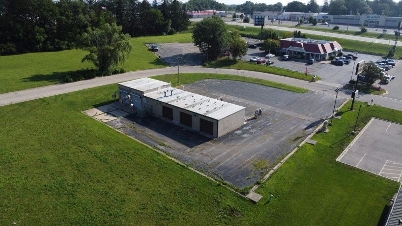 1670 Willard, FREEPORT, Illinois 61032, ,Commercial,For Sale,Willard,202505001