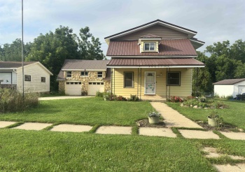 430 Hubbard, WINSLOW, Illinois 61089, 3 Bedrooms Bedrooms, ,3 BathroomsBathrooms,House,For Sale,Hubbard,202505018