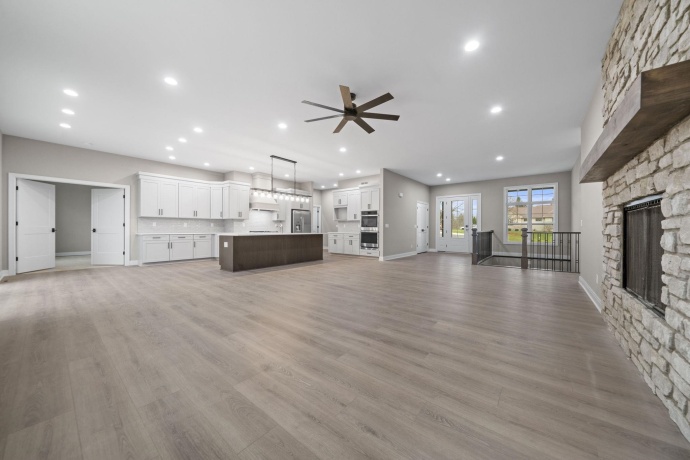 8556 Carberry, ROSCOE, Illinois 61073, 3 Bedrooms Bedrooms, ,2 BathroomsBathrooms,House,For Sale,Carberry,202505024