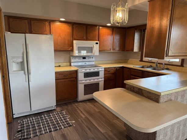 227 6th, Hennepin, Illinois 61327, 3 Bedrooms Bedrooms, ,2 BathroomsBathrooms,House,For Sale,6th,202505036