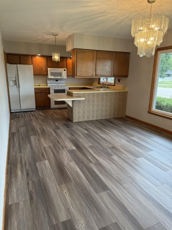 227 6th, Hennepin, Illinois 61327, 3 Bedrooms Bedrooms, ,2 BathroomsBathrooms,House,For Sale,6th,202505036