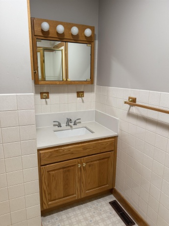 227 6th, Hennepin, Illinois 61327, 3 Bedrooms Bedrooms, ,2 BathroomsBathrooms,House,For Sale,6th,202505036