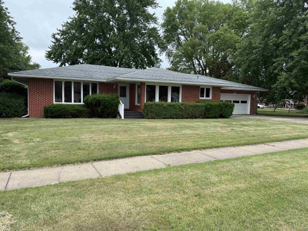 227 6th, Hennepin, Illinois 61327, 3 Bedrooms Bedrooms, ,2 BathroomsBathrooms,House,For Sale,6th,202505036