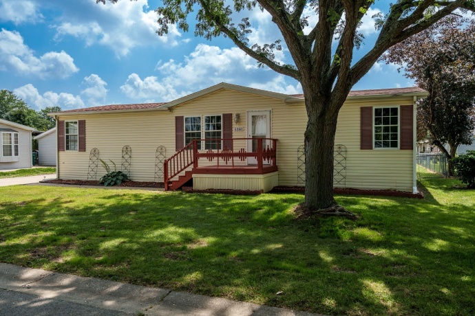 5381 EBONYWOOD, ROSCOE, Illinois 61073, 3 Bedrooms Bedrooms, ,2 BathroomsBathrooms,House,For Sale,EBONYWOOD,202505040