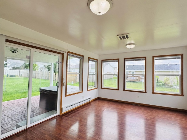 3063 Merseyshire, MACHESNEY PARK, Illinois 61115, 3 Bedrooms Bedrooms, ,3 BathroomsBathrooms,House,For Sale,Merseyshire,202505043