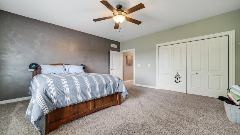 1815 White Pines, DIXON, Illinois 61021, 5 Bedrooms Bedrooms, ,3 BathroomsBathrooms,House,For Sale,White Pines,202505058