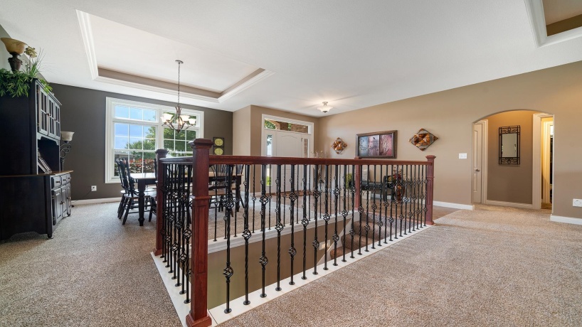 1815 White Pines, DIXON, Illinois 61021, 5 Bedrooms Bedrooms, ,3 BathroomsBathrooms,House,For Sale,White Pines,202505058