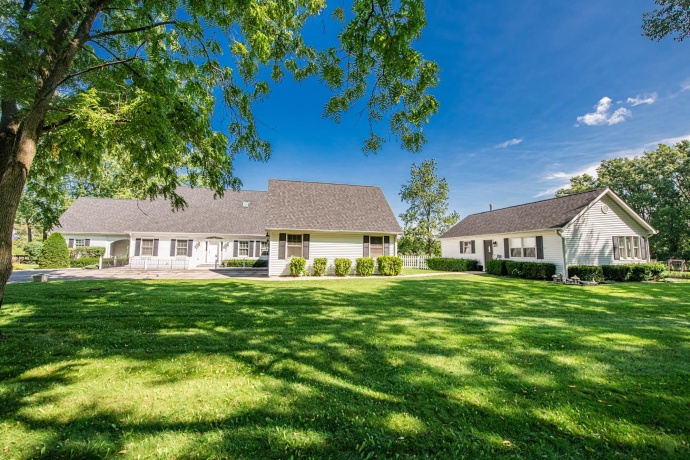 27490 Wilmot, ANTIOCH, Illinois 60002, 3 Bedrooms Bedrooms, ,3 BathroomsBathrooms,House,For Sale,Wilmot,202404635