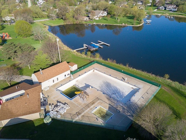 200 Bounty Drive NE, POPLAR GROVE, Illinois 61065, 3 Bedrooms Bedrooms, ,3 BathroomsBathrooms,House,For Sale,Bounty Drive NE,202504261