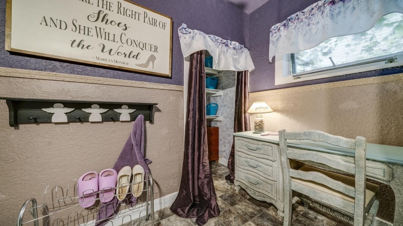 109 6th, STERLING, Illinois 61081, 3 Bedrooms Bedrooms, ,1 BathroomBathrooms,House,For Sale,6th,202503927