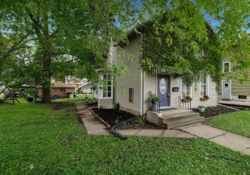 109 6th, STERLING, Illinois 61081, 3 Bedrooms Bedrooms, ,1 BathroomBathrooms,House,For Sale,6th,202503927