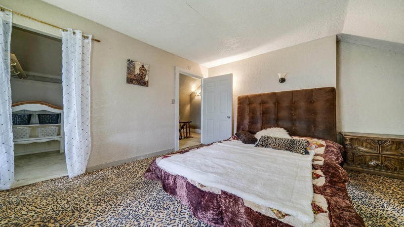 109 6th, STERLING, Illinois 61081, 3 Bedrooms Bedrooms, ,1 BathroomBathrooms,House,For Sale,6th,202503927