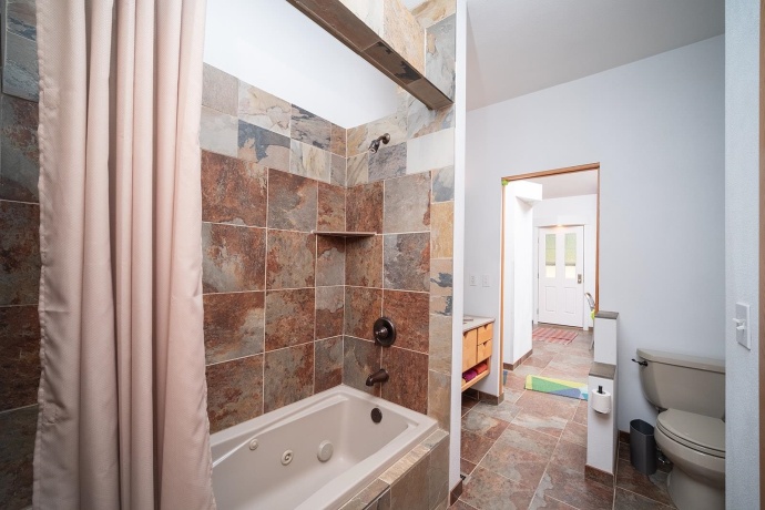 7822 Burr Oak, ROSCOE, Illinois 61073, 3 Bedrooms Bedrooms, ,2 BathroomsBathrooms,House,For Sale,Burr Oak,202505088