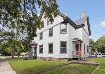 541 Woodlawn, ROCKFORD, Illinois 61103, ,2 Units,For Sale,Woodlawn,202505113