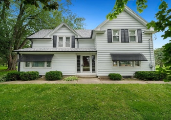 8540 Manchester, CAPRON, Illinois 61012, 3 Bedrooms Bedrooms, ,2 BathroomsBathrooms,House,For Sale,Manchester,202505122