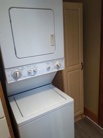 235 Stockton Street, STOCKTON, Illinois 61085, 2 Bedrooms Bedrooms, ,1 BathroomBathrooms,House,For Sale,Stockton Street,202505130